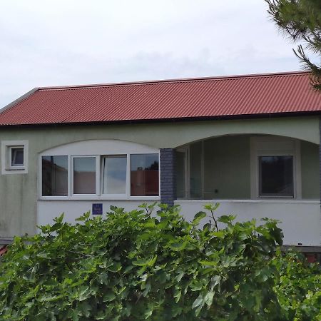 Apartman Pilcik Apartment Vir Exterior photo